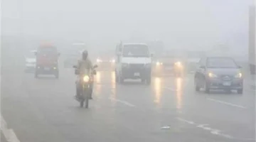 تحذير للسائقين.. كثافة الشبورة على الطرق تدفع الأرصاد لإعلان إرشادات القيادة الآمنة